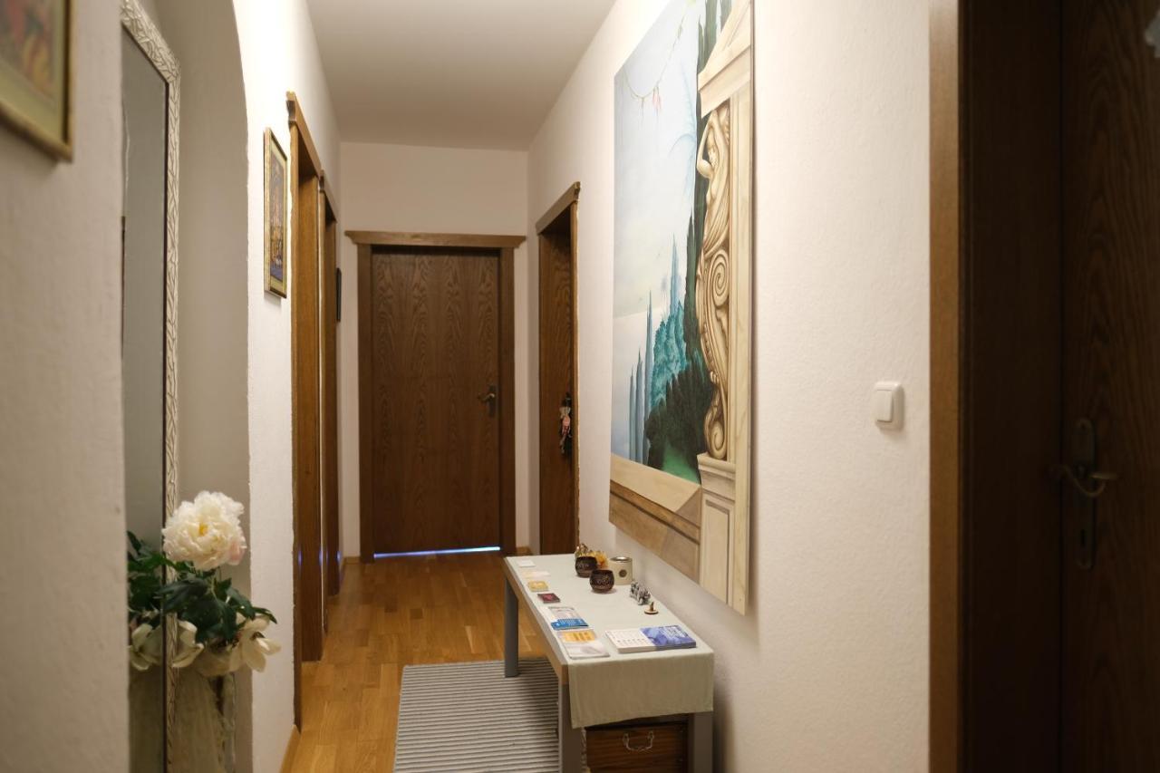 Doppelzimmer Innsbruck Exteriör bild